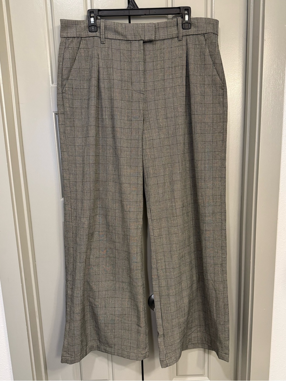 American Eagle Wide Leg Plaid Stretch Trousers NWOT - Size 14/16